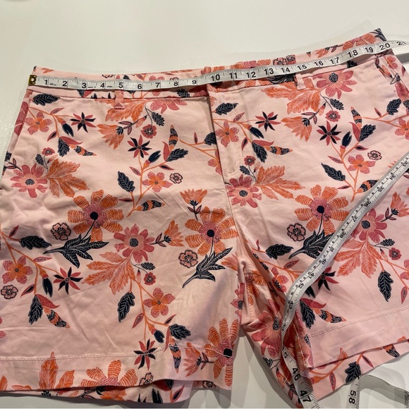 Style &Co chino mid rise short batik print pink size 18 5.5” inseam - Picture 8 of 8